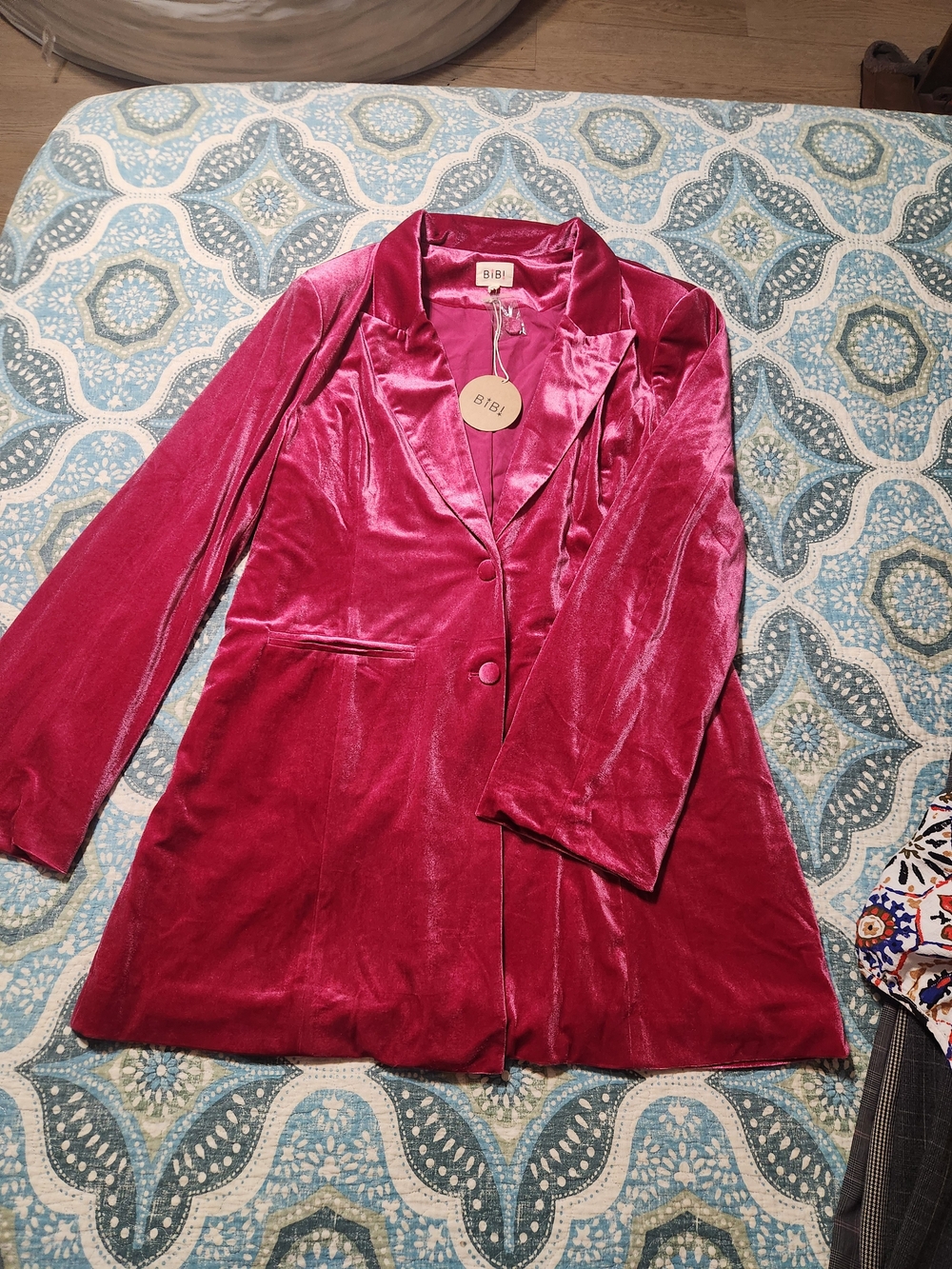 BiBi Women's Velvet Blazer in Rich Magenta